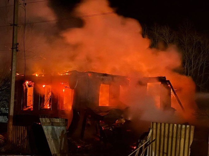 Ворог пошкодив будинки та підприємства на Харківщині